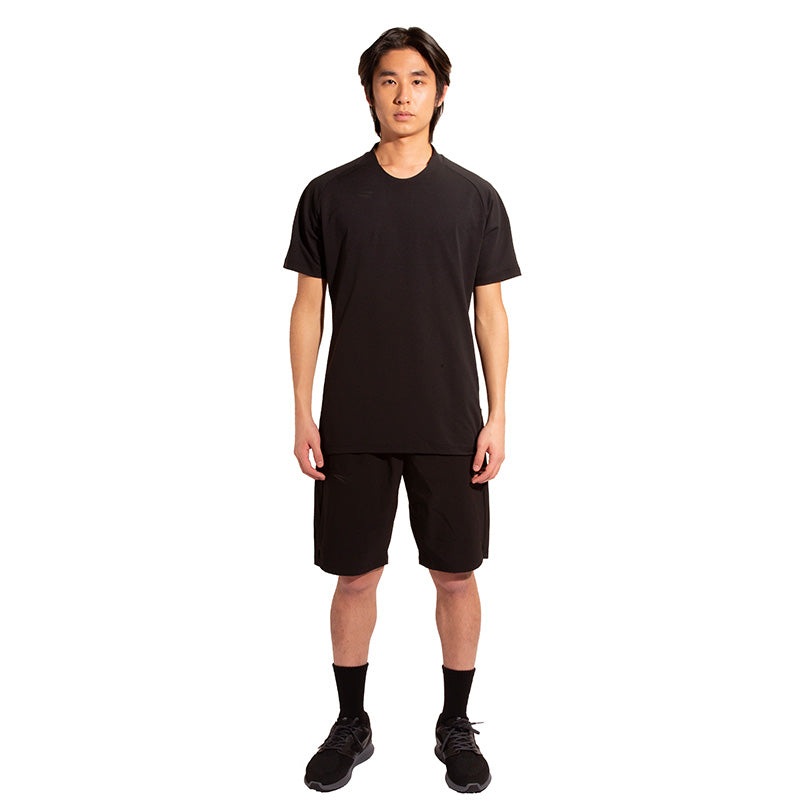 ツアー・Tシャツ