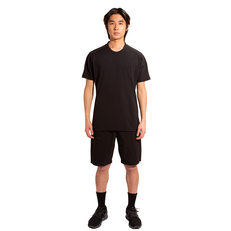 ツアー・Tシャツ